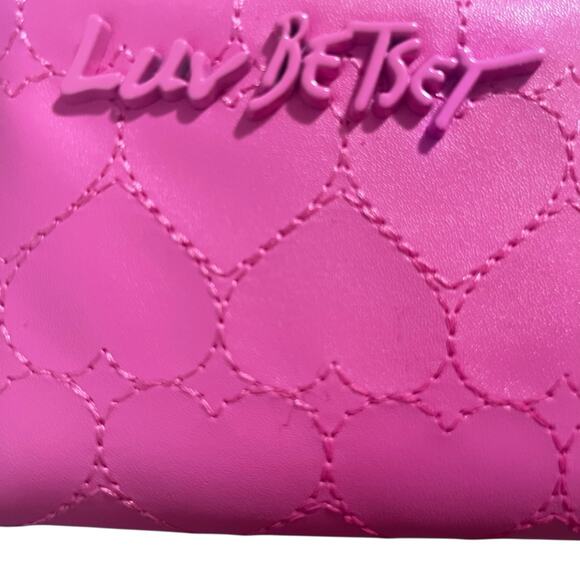 New Pink Betsy Johnson heart Leather Wallet - Picture 2 of 5
